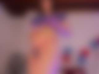Live cam show with KiimLee - BBW Small Tits on Camsoda