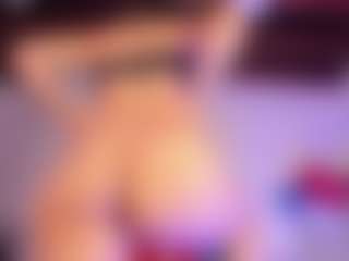 KiimLee's Live Sex Cam Show