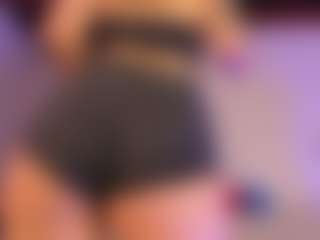 KiimLee's Live Sex Cam Show