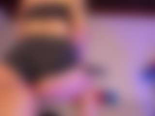 KiimLee's Live Sex Cam Show