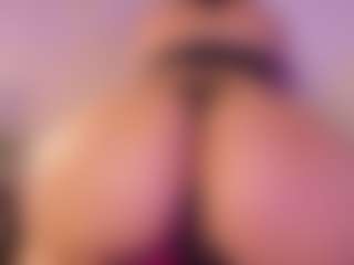 KiimLee's Live Sex Cam Show