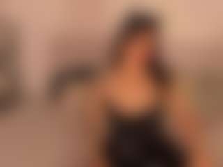 Live cam show with KiimLee - Dirty Talk on Chatstar