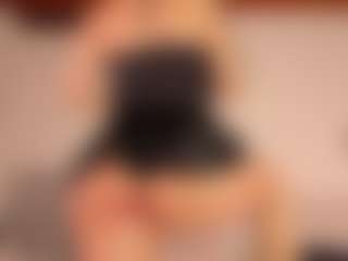 KiimLee's Live Sex Cam Show