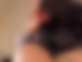 Live cam show with KiimLee - Squirt Curvy on Livezox