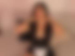 Live cam show with KiimLee - Spank Curvy on Cam Slut
