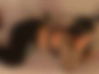 Live cam show with KiimLee - Ebony Squirt on slutload
