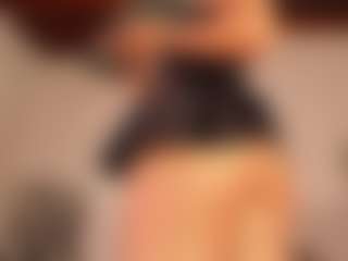 Live cam show with KiimLee - Gamer Athletic on Camming Site