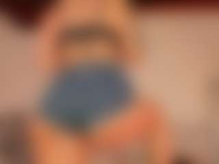KiimLee's Live Sex Cam Show