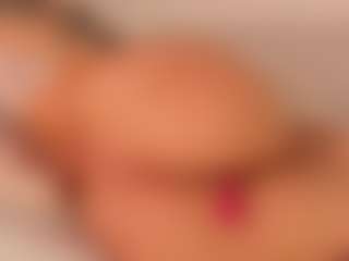 Live cam show with KiimLee - BBW on Uber Horny