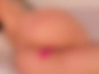 Live cam show with KiimLee - Black Blowjob on slutload