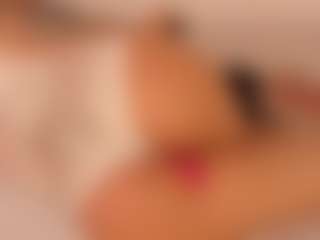 Live cam show with KiimLee - Dirty Talk on slutload