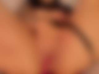 Live cam show with KiimLee - Small Tits on Streamer API