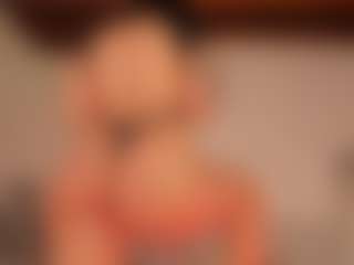 Live cam show with KiimLee - Public Lovense on Camsoda
