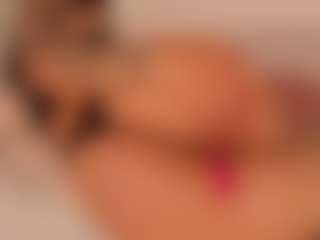 Live cam show with KiimLee - Pornstar Brown Eyes on testsause.com
