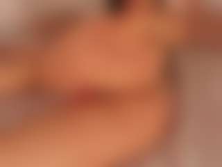 Live cam show with KiimLee - Small Tits Toys on MyBangCams