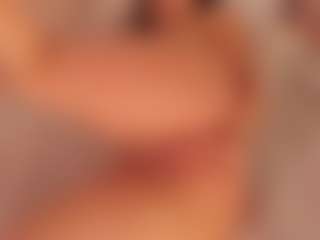 Live cam show with KiimLee - Toys on eurowanks.com