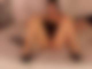 KiimLee's Live Sex Cam Show