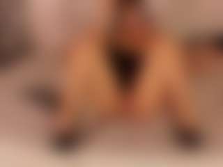 KiimLee's Live Sex Cam Show