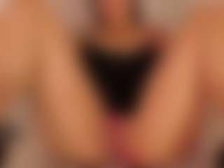 KiimLee's Live Sex Cam Show