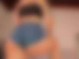 KiimLee's Live Sex Cam Show