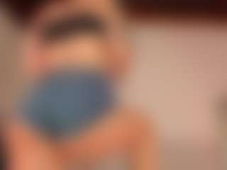 KiimLee's Live Sex Cam Show