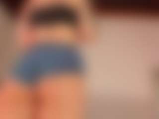 KiimLee's Live Sex Cam Show