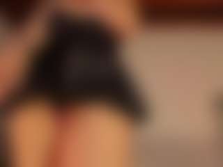 Live cam show with KiimLee - Lovense Small Tits on Camsoda