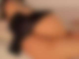 Live cam show with KiimLee - Squirt Toys on CSO-WL