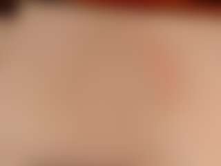 Live cam show with KiimLee - Nora on Camsoda