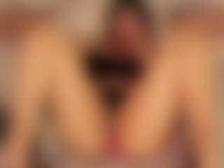 Live cam show with KiimLee - Black Small Tits on Camsoda | colombia