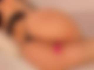 Live cam show with KiimLee - Ebony Toys on Camsoda | colombia