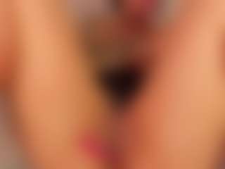 KiimLee's Live Sex Cam Show