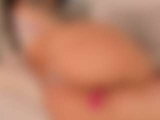 Live cam show with KiimLee - BBW Ebony on Gym Cam Girls