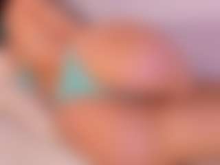 Live cam show with KiimLee - Public BBW on https://playwithruby.com