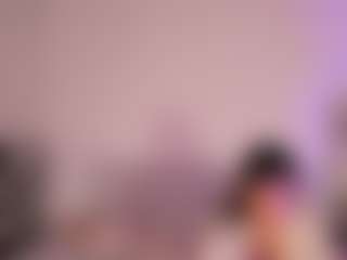 Live cam show with KiimLee - Pornstar Public on intimatelivegirls.com