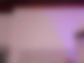 Live cam show with KiimLee - Fingers on Camsoda Late Night