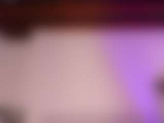 Live cam show with KiimLee - Athletic Strip on crypto-cams