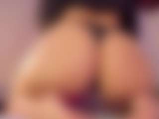 Live cam show with KiimLee - Ebony on Mixed Magazine Live | colombia