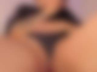 KiimLee's Live Sex Cam Show