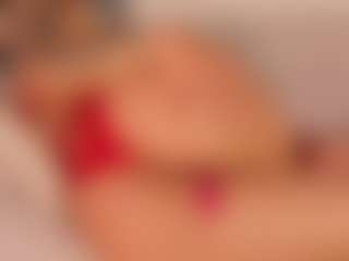Live cam show with KiimLee - Black Shaved Pussy on nudelive.tv