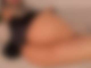 Live cam show with KiimLee - Big Ass on TeamSkeetLive