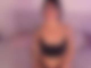KiimLee's Live Sex Cam Show