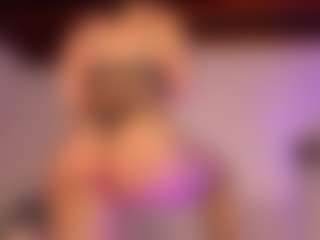KiimLee's Live Sex Cam Show