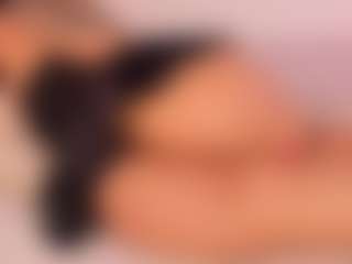 Live cam show with KiimLee - Indian Striptease on alttransgirls | colombia