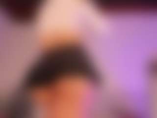 KiimLee's Live Sex Cam Show