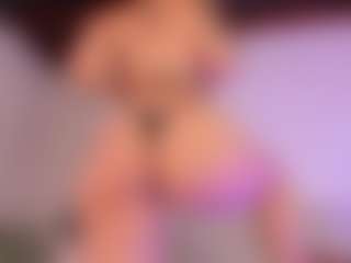 Live cam show with KiimLee - BBW Ebony on Soda Cam