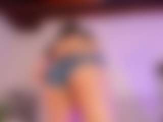 Live cam show with KiimLee - Asshole Ebony on sexylive.show