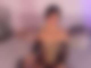 Live cam show with KiimLee - Wet on xxxlivecams.org