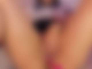 KiimLee's Live Sex Cam Show