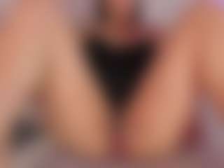 KiimLee's Live Sex Cam Show